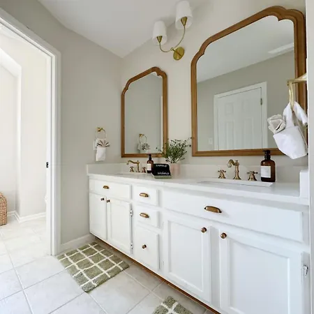 Charming Cottage For Family And Dogs Near Beach & City Savannah Exterior photo