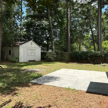 Charming Cottage For Family And Dogs Near Beach & City Savannah Exterior photo